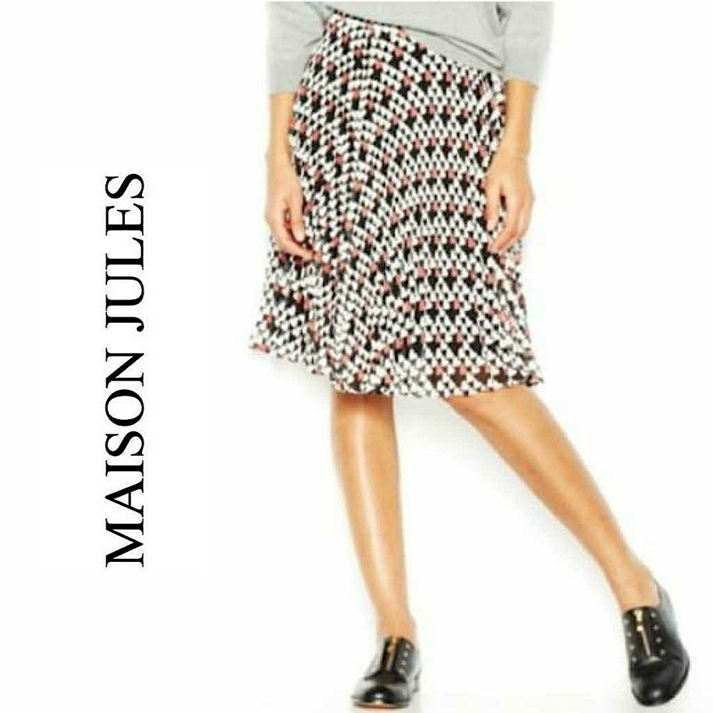 Mason Jules Hearts Print Skirt with Elastic Waist & Underlining